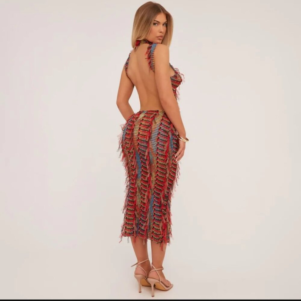 High Neck Cut Out Bust Maxi Dress In Multi Red Texture - Picture 2 of 2